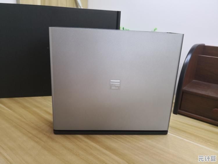 电脑屏幕闪烁问题全面排查指南：从硬件到软件的修复方案