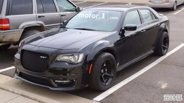 谁说二次元恋爱游戏不够精彩？地狱有什么不好》用高颜值男主与换装系统颠覆你的想象！