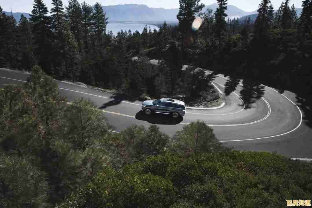 趣味吃鸡赛车"这款海陆空载俱全的竞速吃鸡游戏，你还没体验过？
