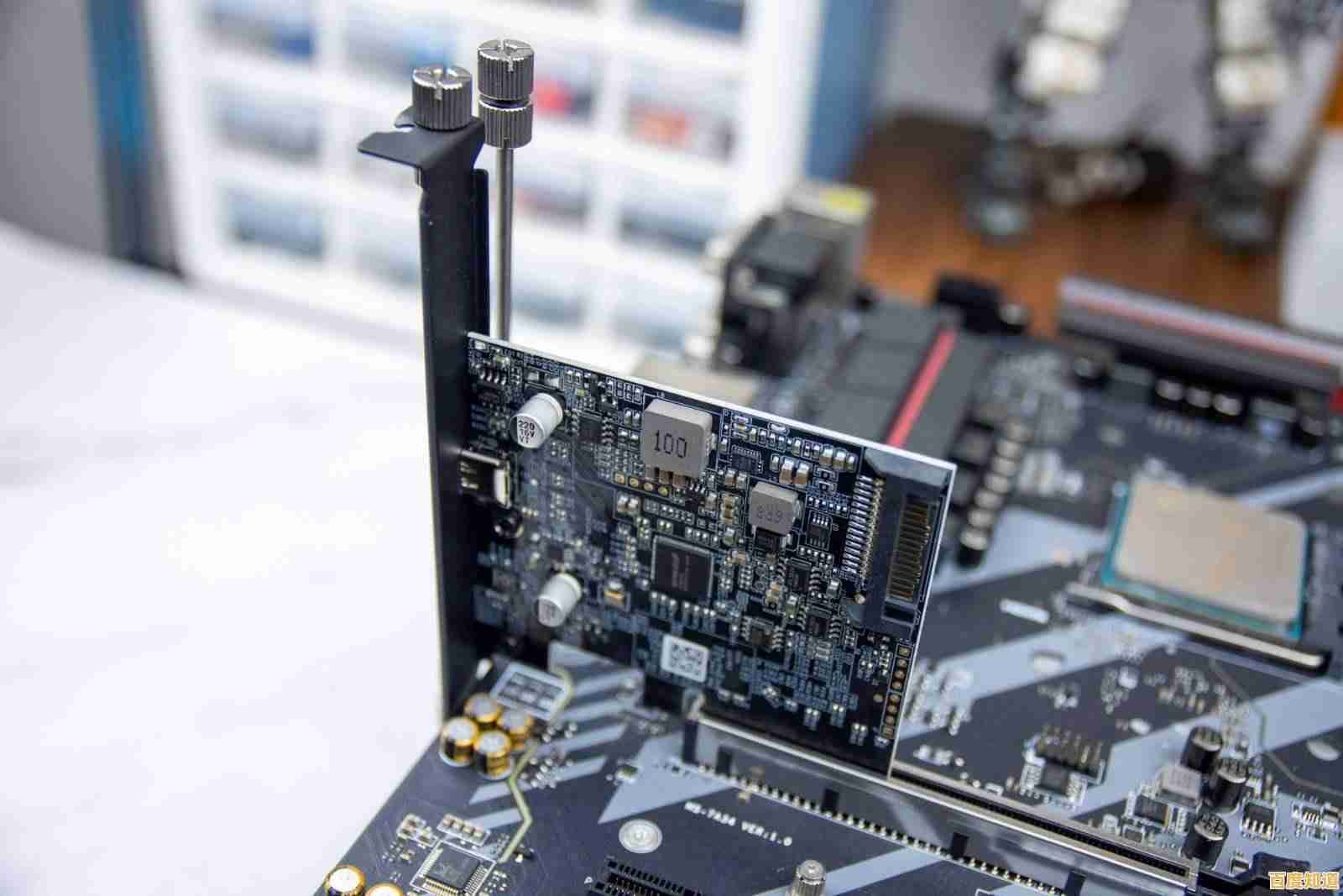 深入探讨固态硬盘接口类型：优化你的数据读写速度与系统性能